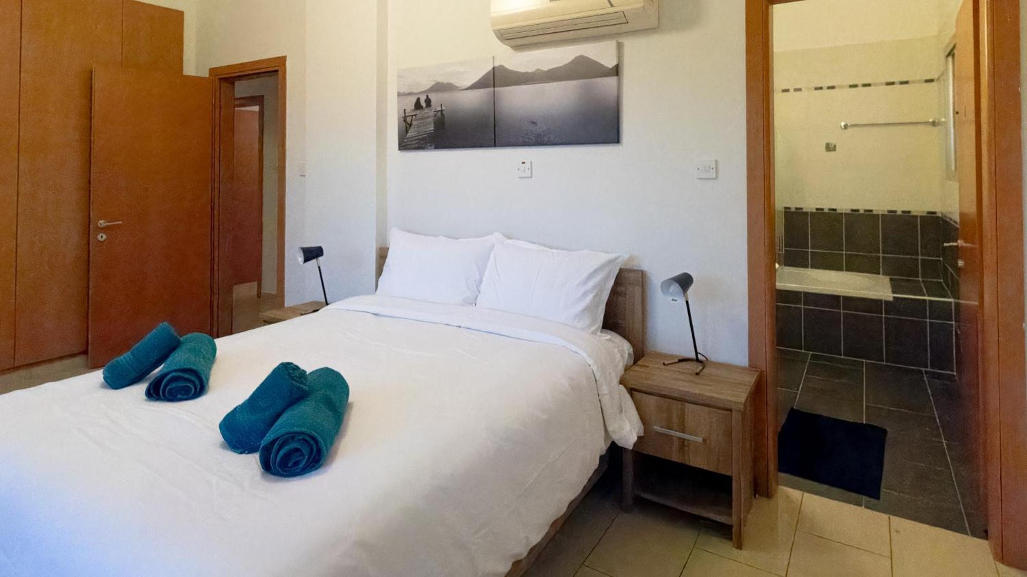 Nefeli Blue-Horizon 2B, Pool, Suites, Big Balconies Paphos Ngoại thất bức ảnh