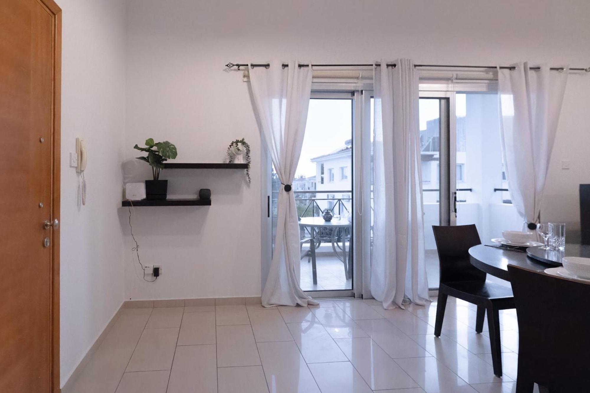 Nefeli Blue-Horizon 2B, Pool, Suites, Big Balconies Paphos Ngoại thất bức ảnh
