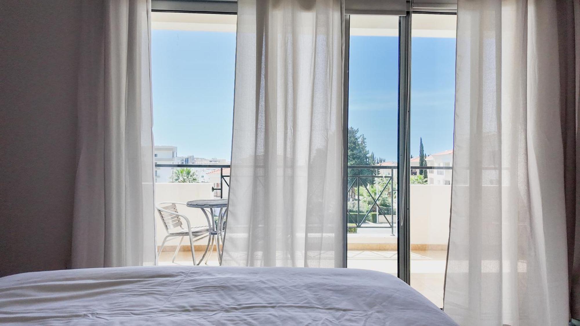 Nefeli Blue-Horizon 2B, Pool, Suites, Big Balconies Paphos Ngoại thất bức ảnh